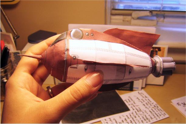 Blog_Paper_Toy_papercraft_Stubby_Paper_Rocket_pic2 Fusée en papercraft de Robert Nava