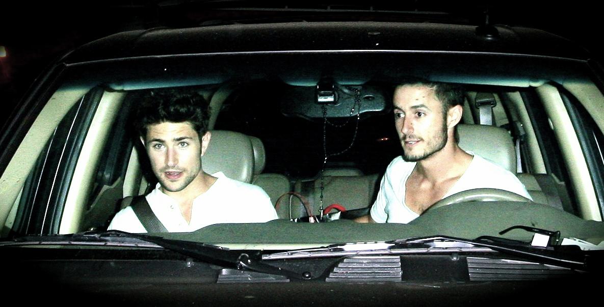 Matt Dallas en couple gay avec Blue Hamilton
