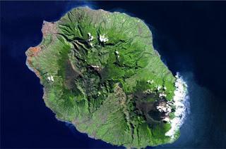 Pourquoi l'île de la Réunion s'appelle-t-elle ainsi ?