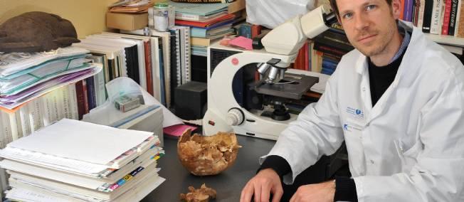 Philippe Charlier. Médecin légiste, anatomo-pathologiste et paléopathologiste, le 6 mars 2012 à Paris.