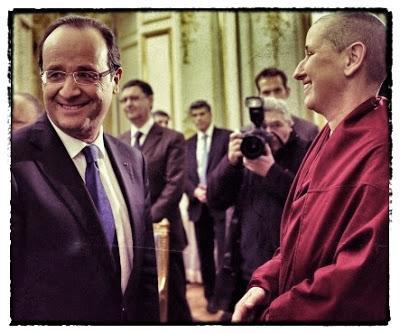 Voeux 2013: la tournée de Hollande remplace celle de Sarkozy