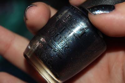 A moi les paillettes du On her majesty's secret service !