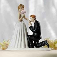 La figurine de gateau de mariage
