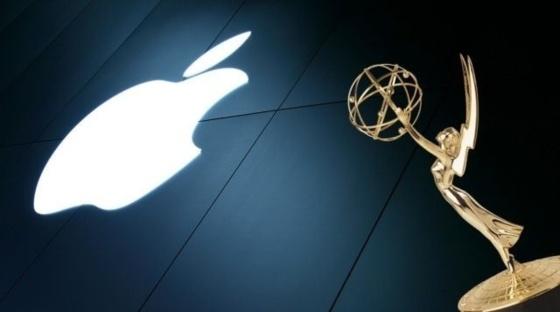 CES 2013: Apple reçoit un Emmy Awards...