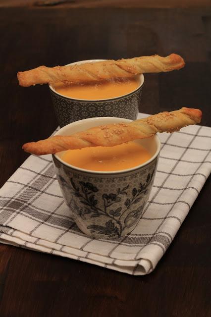 Soupe de patate douce au miel , citron vert et gingembre