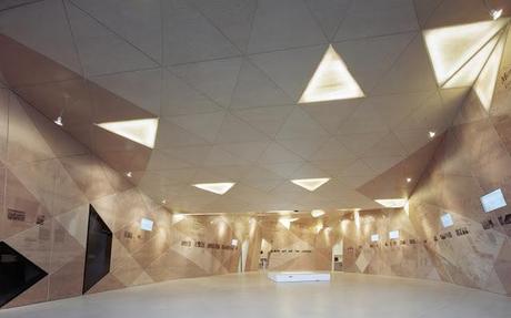 The Hinzert Museum and Document Center par Wandel Hoefer Lorch + Hirsch, en Allemagne - Architecture