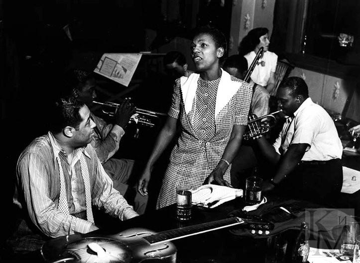 Ivie, the voice of the duke ! If you don’t know her, give a listen….. !