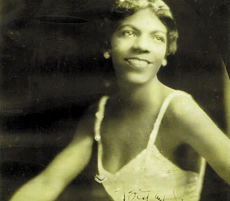 Ivie, the voice of the duke ! If you don’t know her, give a listen….. !