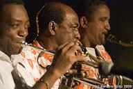 Les Mécènes - A So Manyenw