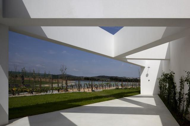 L'And Vineyards Hôtel par Promontorio + studio mk27, au Portugal - Architecture