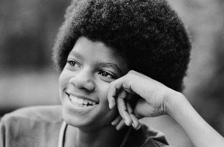 Michael Jackson avec ses cheveux crépus