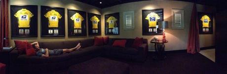 Armstrong et ses Maillots Jaune