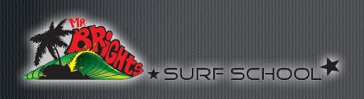 Busua : une école de surf, Mr Brights surf school