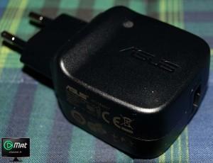 chargeur 300x230 [Déballage] Nexus 7