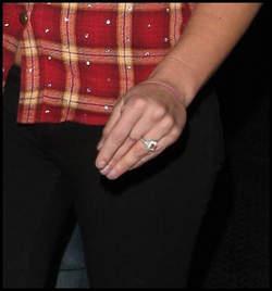 Britney Spears ne porterait plus sa bague de fiançailles