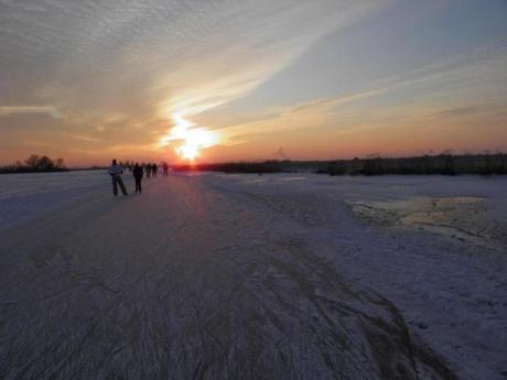 Patinage sur un lac au Nord d'Amsterdam