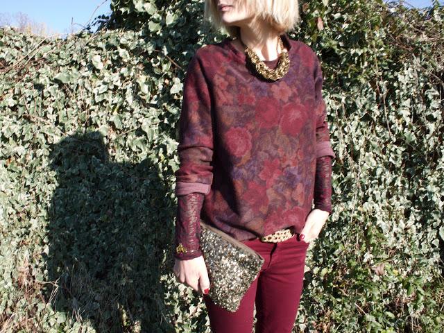 CARESSE TOI LES CHEVEUX