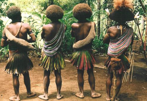 Poroba Village - Huli wigmen | Papua New guinea