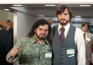 Deux nouvelles photos de Jobs avec Ashton Kutcher jobs-josh-gad-ashton-kutcher