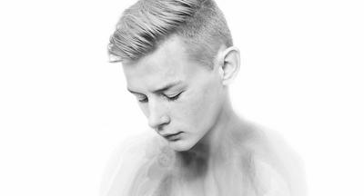 Lloyd RevaldVignette