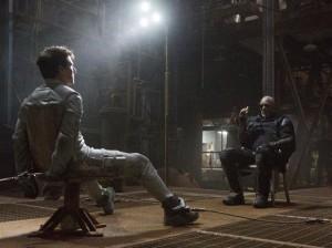 5 photos de Oblivion avec Tom Cruise oblivion-tom-cruise-morgan-freeman