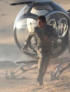 5 photos de Oblivion avec Tom Cruise Tom-Cruise-Oblivion-First-Look