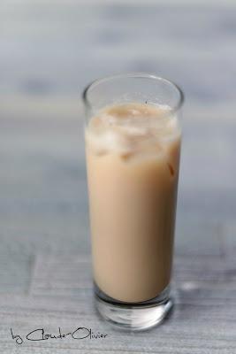 Je vais prendre un Narial curry et un Chai s'il vous plait !