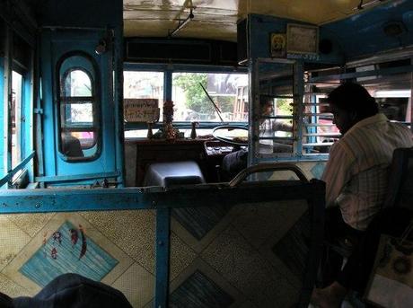 Bus - Calcutta