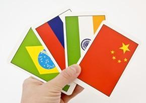 290 BRICS Le Monde en 2050: exit les Etats Unis et lEurope