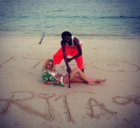 SEANCE PHOTO SNOOP ET RITA ORA EN THAILANDE