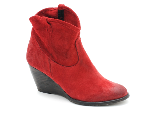 boots rouge