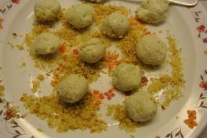 Sucettes au roquefort aux noix, formez des petites boules