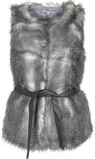 Toutes à poil ! / Fur real (or not)!