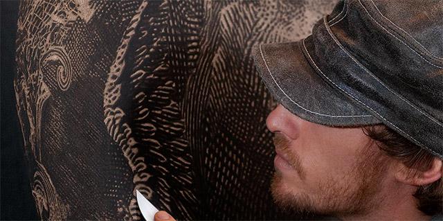 Fresque en cuir de Mark Evans