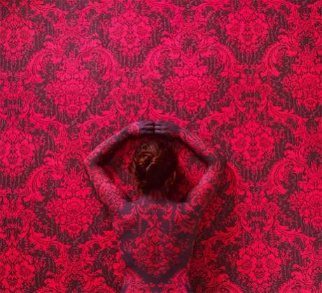 ART – Les photoperformances corporelles de Cecilia Parades