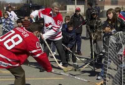 Stephen Harper et le hockey...