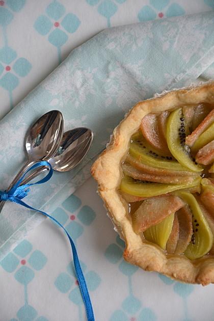 Tartelettes-poires-kiwi6.JPG