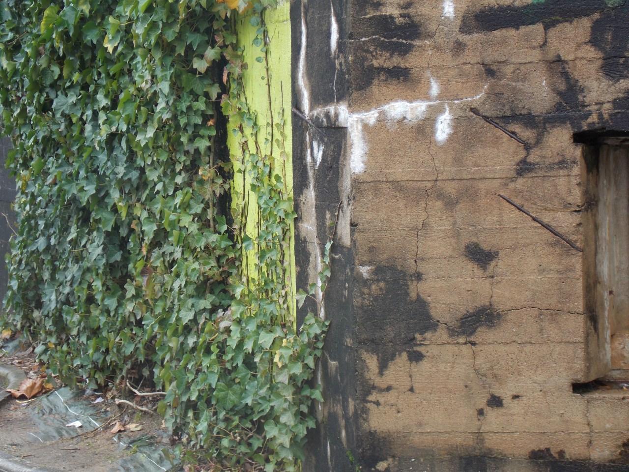 underground de surface