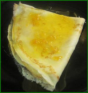 Crêpes au sirop de clémentines, flambées au rhum