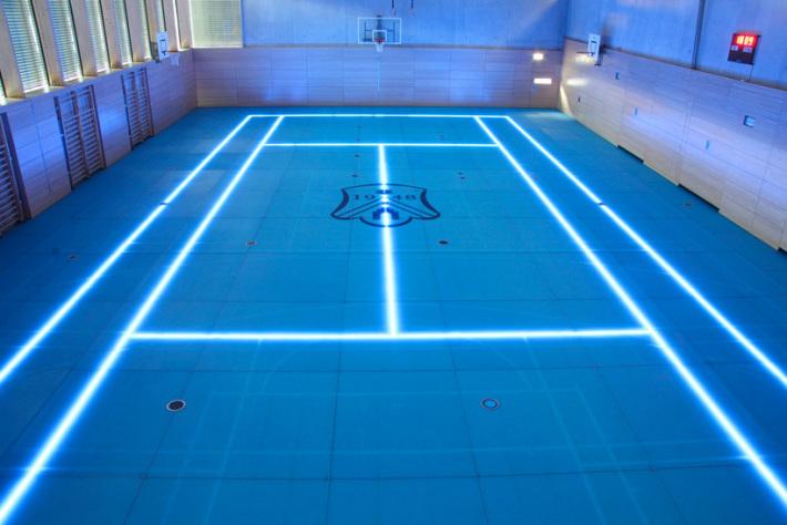 6-asb-glass-floor-the-sports-floor-with-led-marking-lines