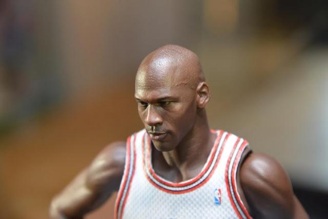 Fans de Jojo, voici une collection de figurine à son éfigie