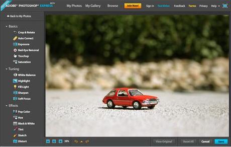 Photoshop Express : Une version extra-light du logiciel d’Adobe en ligne L\'interface d\'édition d\'une photo