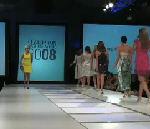 vidéo styliste trou podium