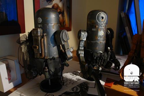 Bertie WWR Robot by Ashley Wood