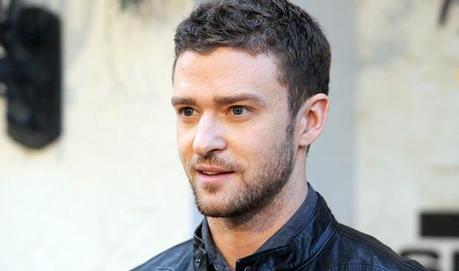 Suit&Tie; dégringole au Hot 1OO http://cdn.singersroom.com/upload/2013/01/Justin-Timberlake-011013.jpg