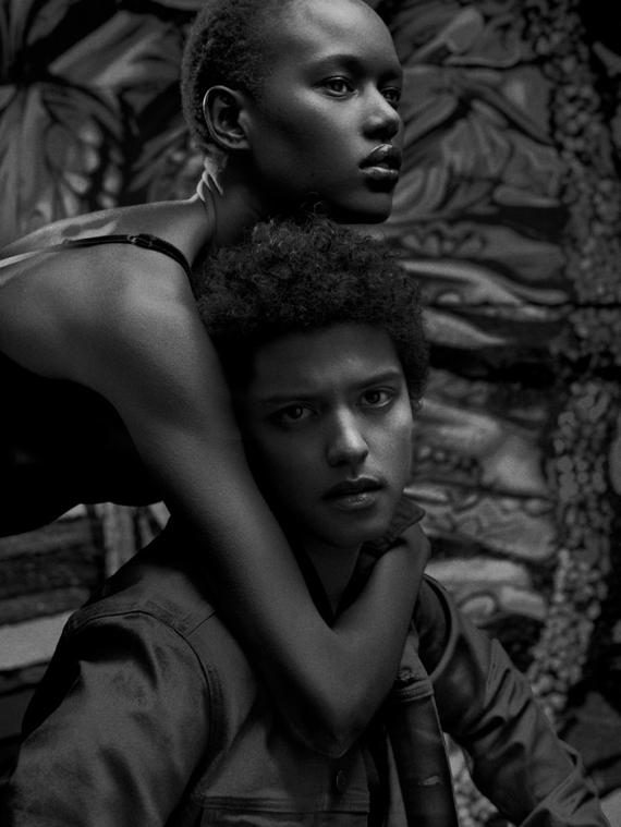 Brunors Mars et le modèle soudanais Ajah Deng dans Flaunt magazine (Janv 2013)