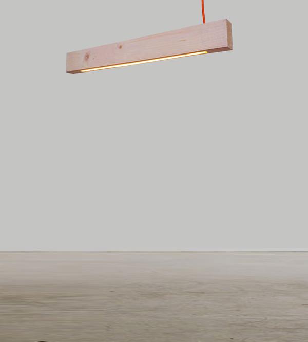 Défier la gravité lampe 2x4 par Alexandra Burr