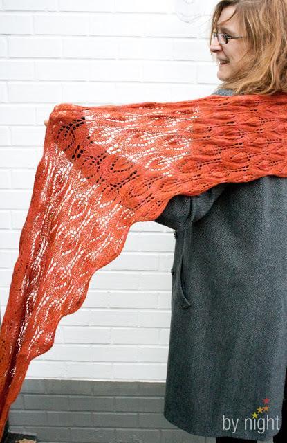 Défi 13 dernière: spring leaves scarf