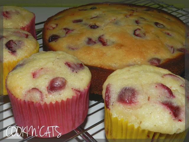 MUFFINS BANANE, CHOCOLAT BLANC ET CRANBERRY FRAICHE