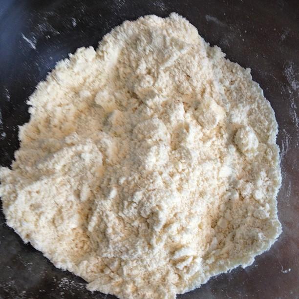 Scones parmesan, lardons